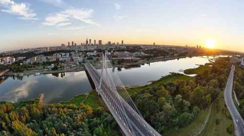 Новости туризма - LOT в мае свяжет Калининград и Варшаву