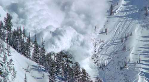 Новости туризма - Россияне не пострадали при сходе лавины в Канаде