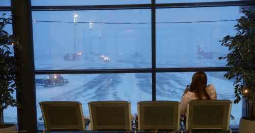 Новости туризма - Более 60 рейсов в Москве задержаны или отменены