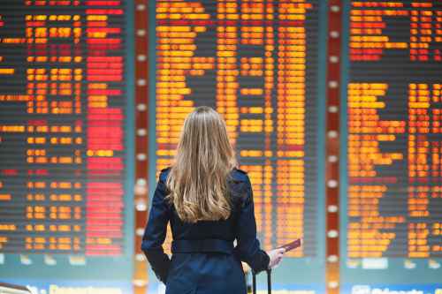 Новости туризма - Туристы из Челябинска не смогли вовремя вылететь на отдых — рейс задержан почти на 13 часов