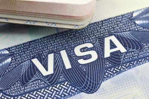Новости туризма - На территории РФ иностранцам могут увеличить срок действия визы