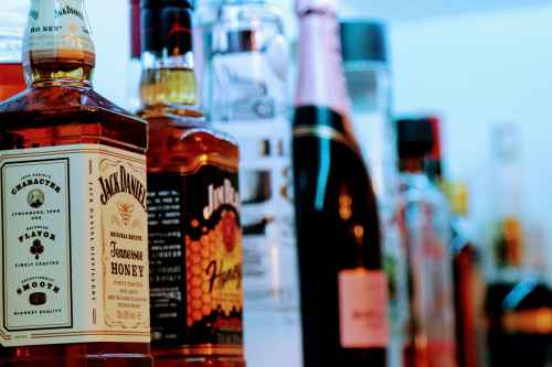 Новости туризма - Туристы смогут привозить из Гоа больше 2-х бутылок алкоголя