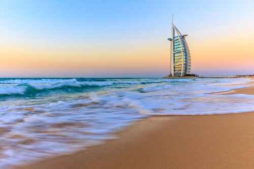 Новости туризма - Туроператор: туристы стали воспринимать ОАЭ как летнее направление 