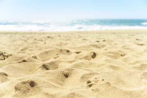 Новости туризма - Туриста могут посадить в тюрьму за кражу песка на Сардинии