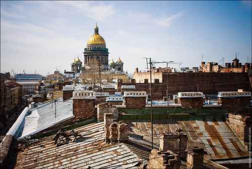 Новости туризма - Экскурсии по крышам Петербурга могут легализовать